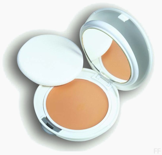 Avene Couvrance Crema Compacta Acabado Mate / Arena
